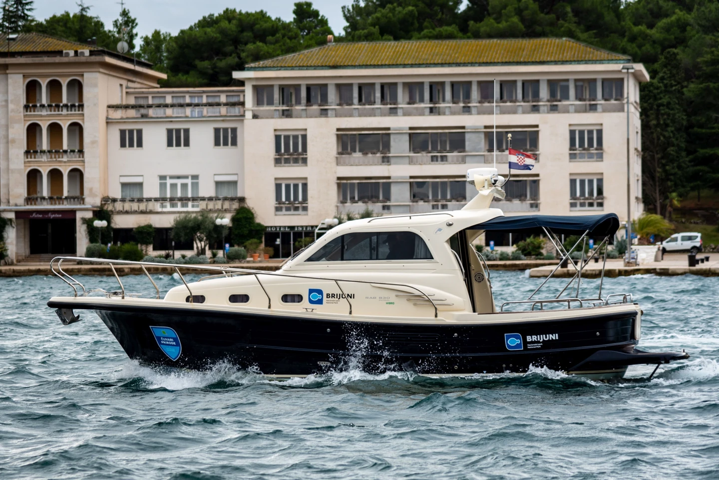 Speedboat Transfer